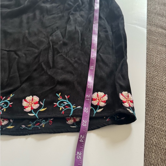 Black Off-Shoulder Top with Floral Embroidery - Picture 7 of 7